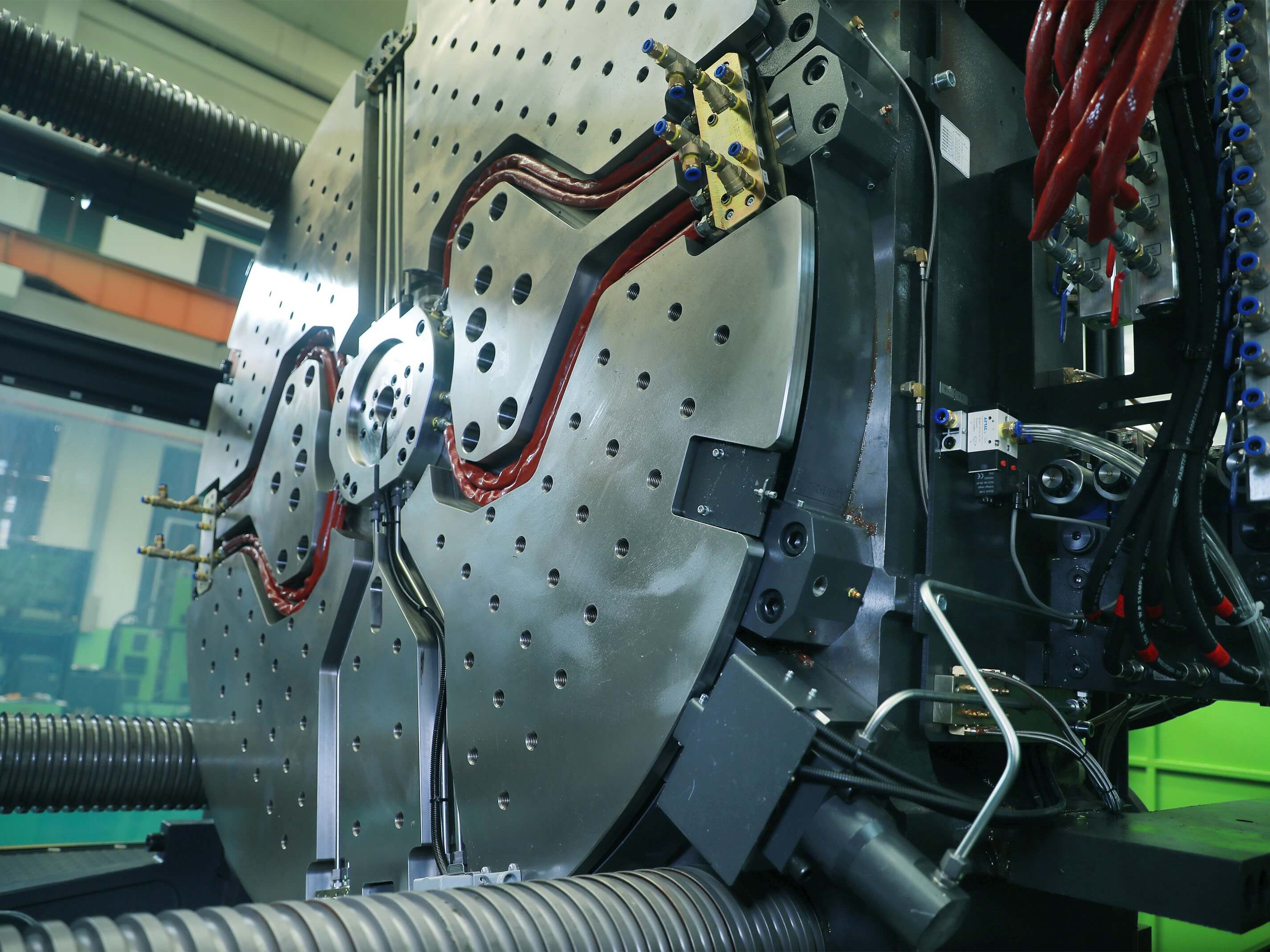 中板旋转对射技术